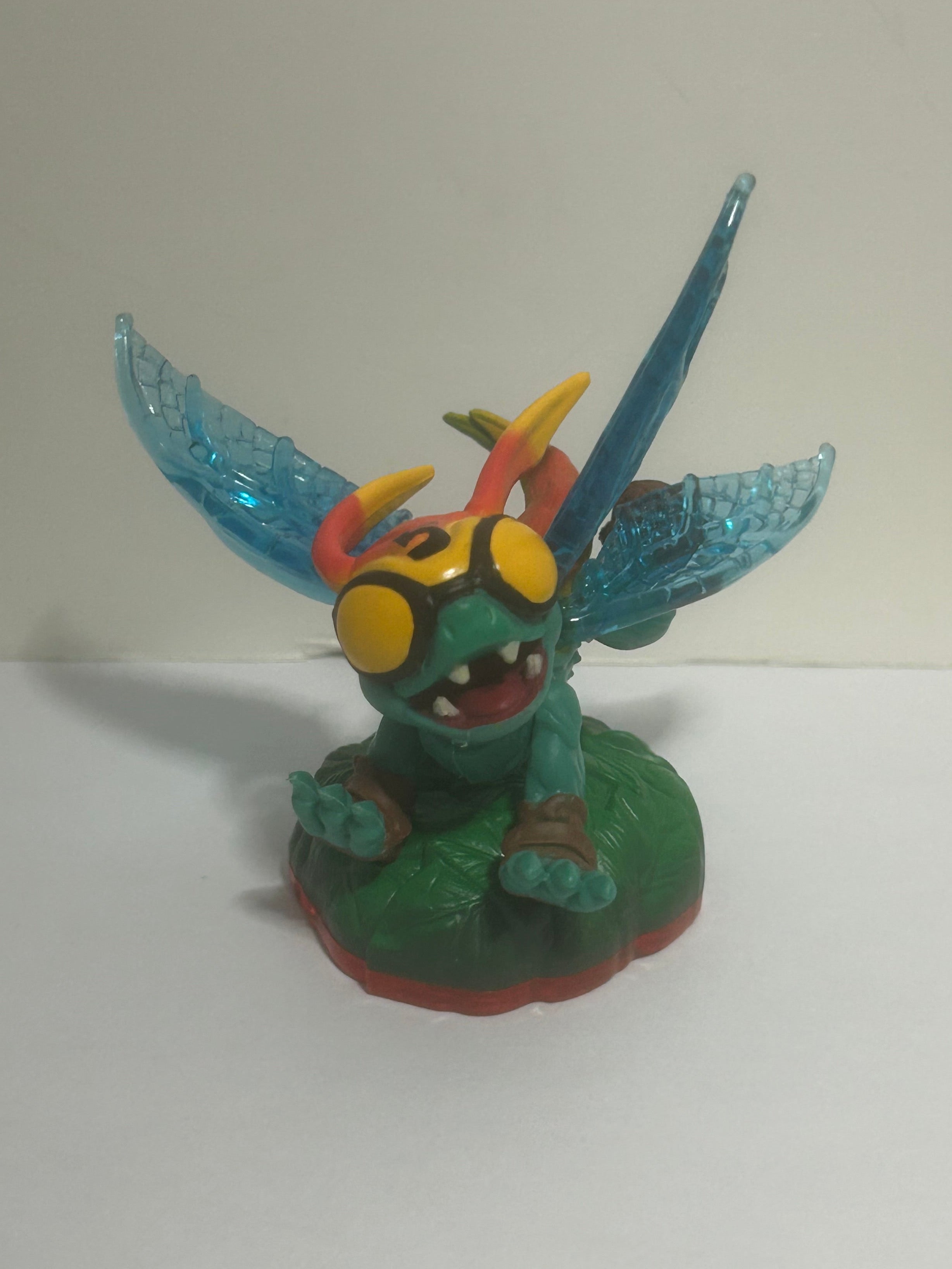 Skylanders High Five Trap Team Figure