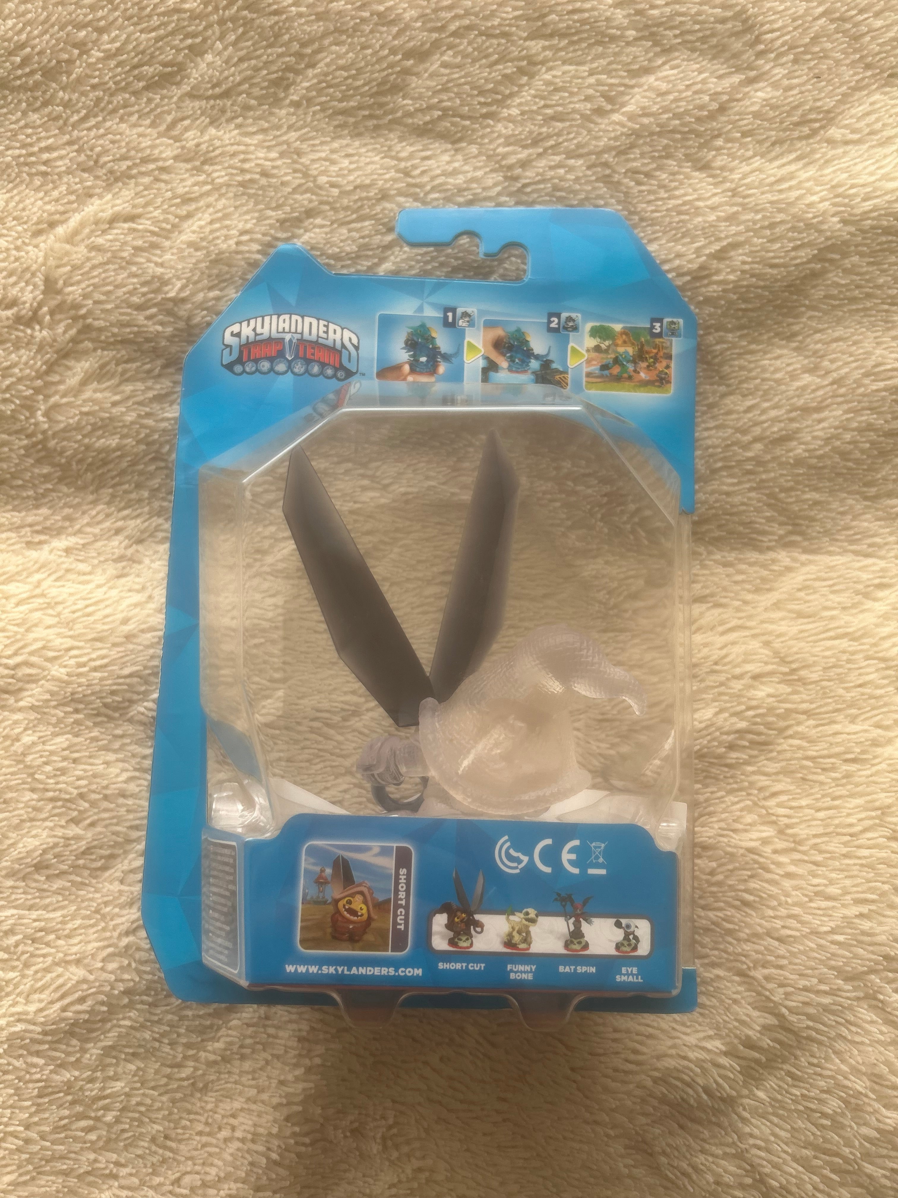Skylanders Trap Team Rare Crystal Clear Short cut Chase Varient BNIB