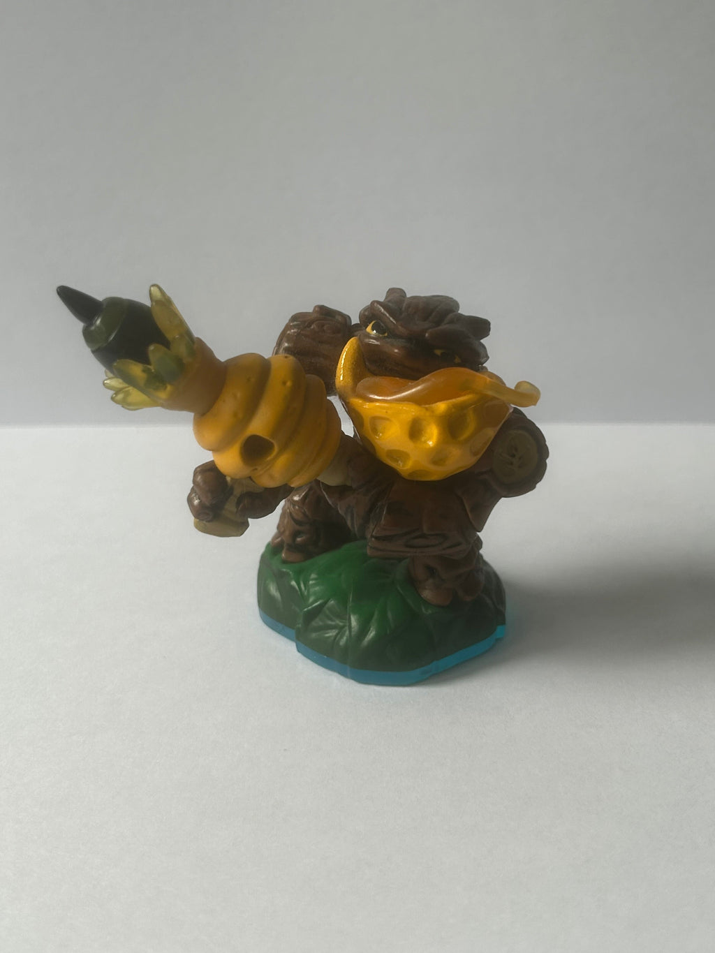 Skylanders Swap Force Lightcore Bumble Blast