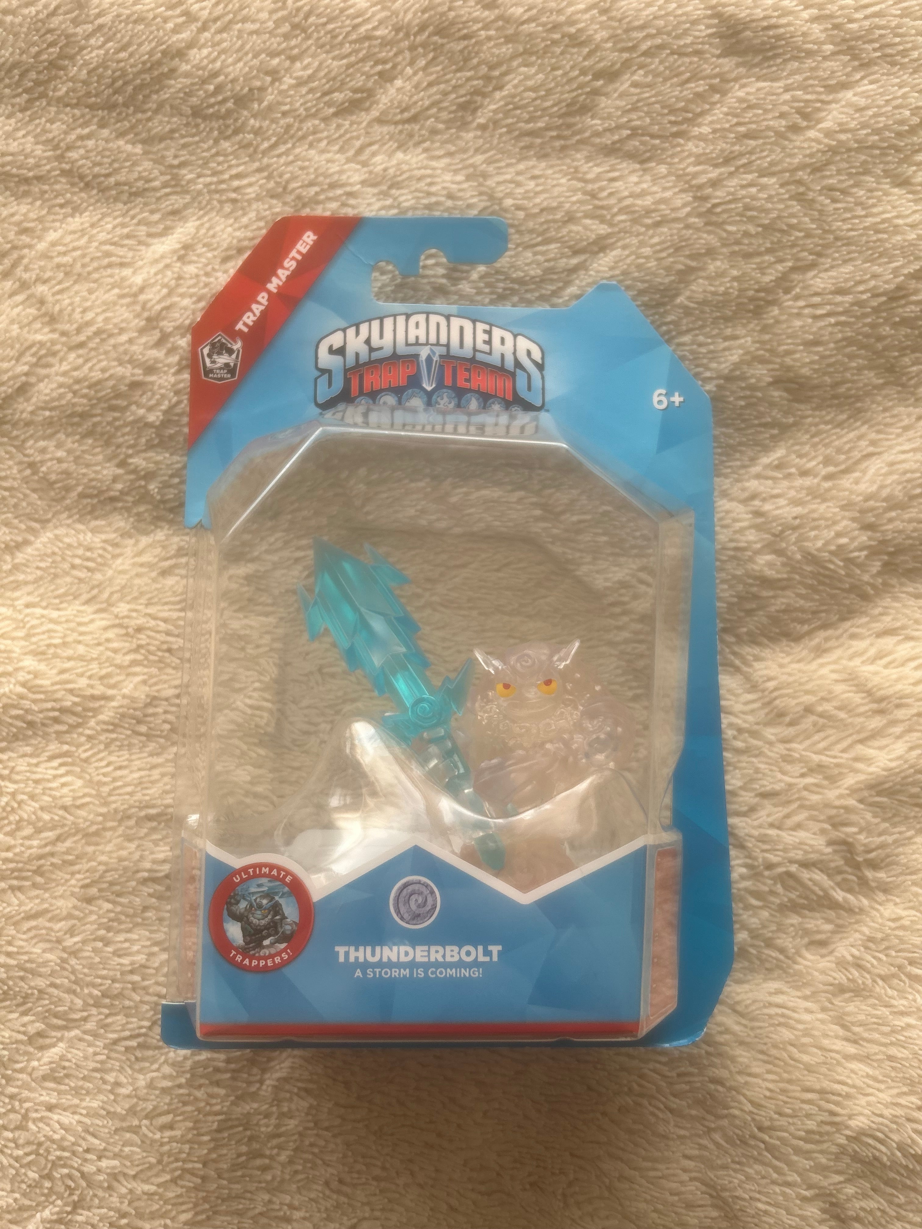 Skylanders Trap Team Rare Crystal Clear Thunderbolt Chase Varient BNIB