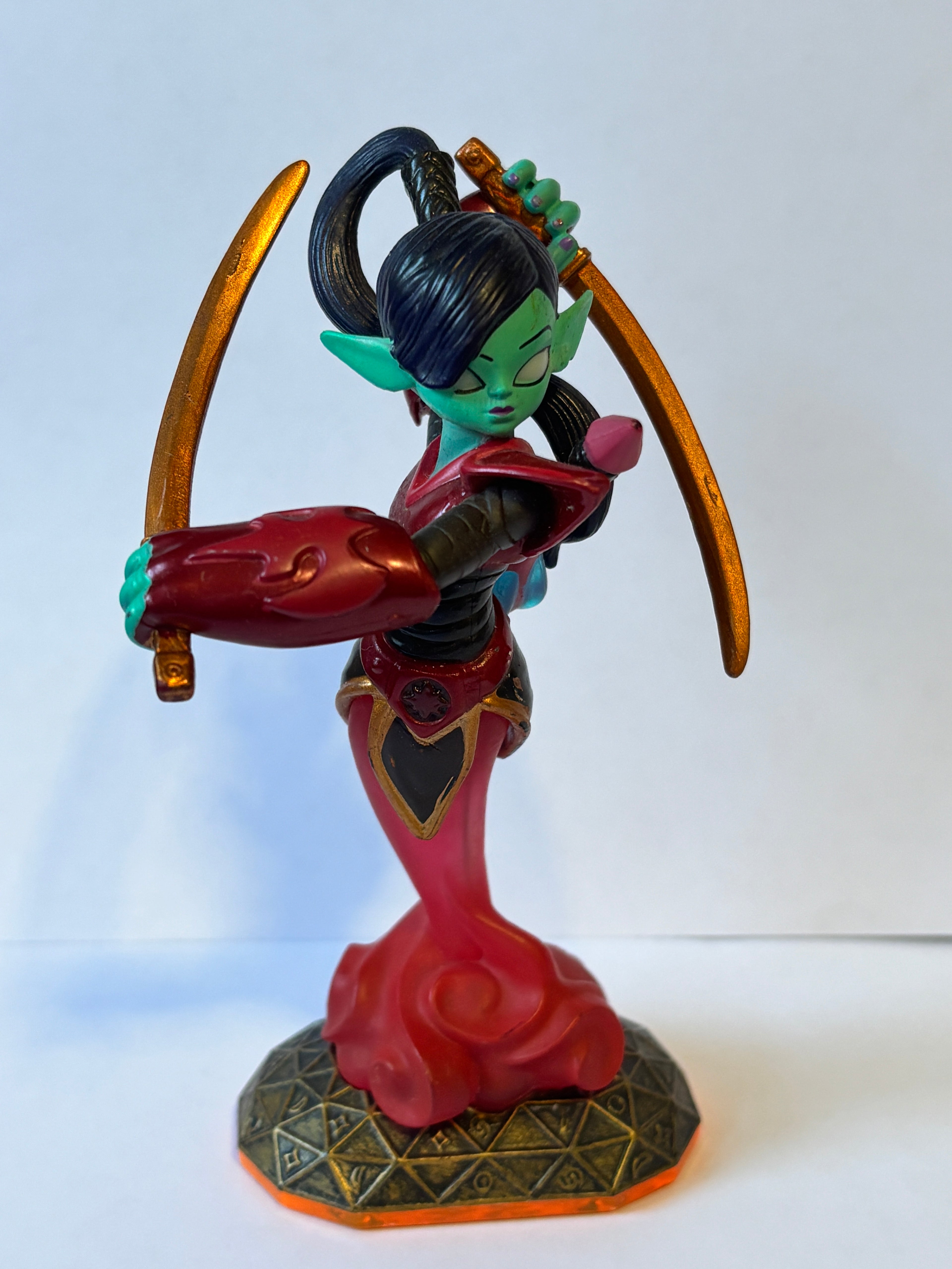 Skylanders Giants Scarlett Ninjini