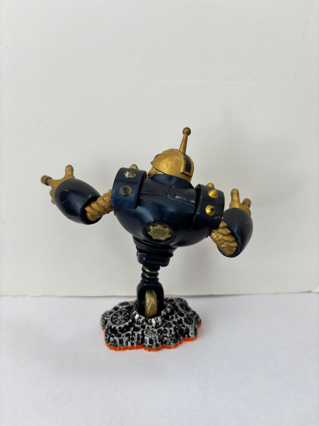 Skylanders Giants Legendary Bouncer