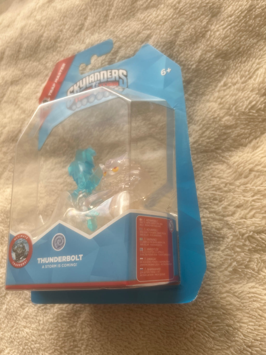 Skylanders Trap Team Rare Crystal Clear Thunderbolt Chase Varient BNIB