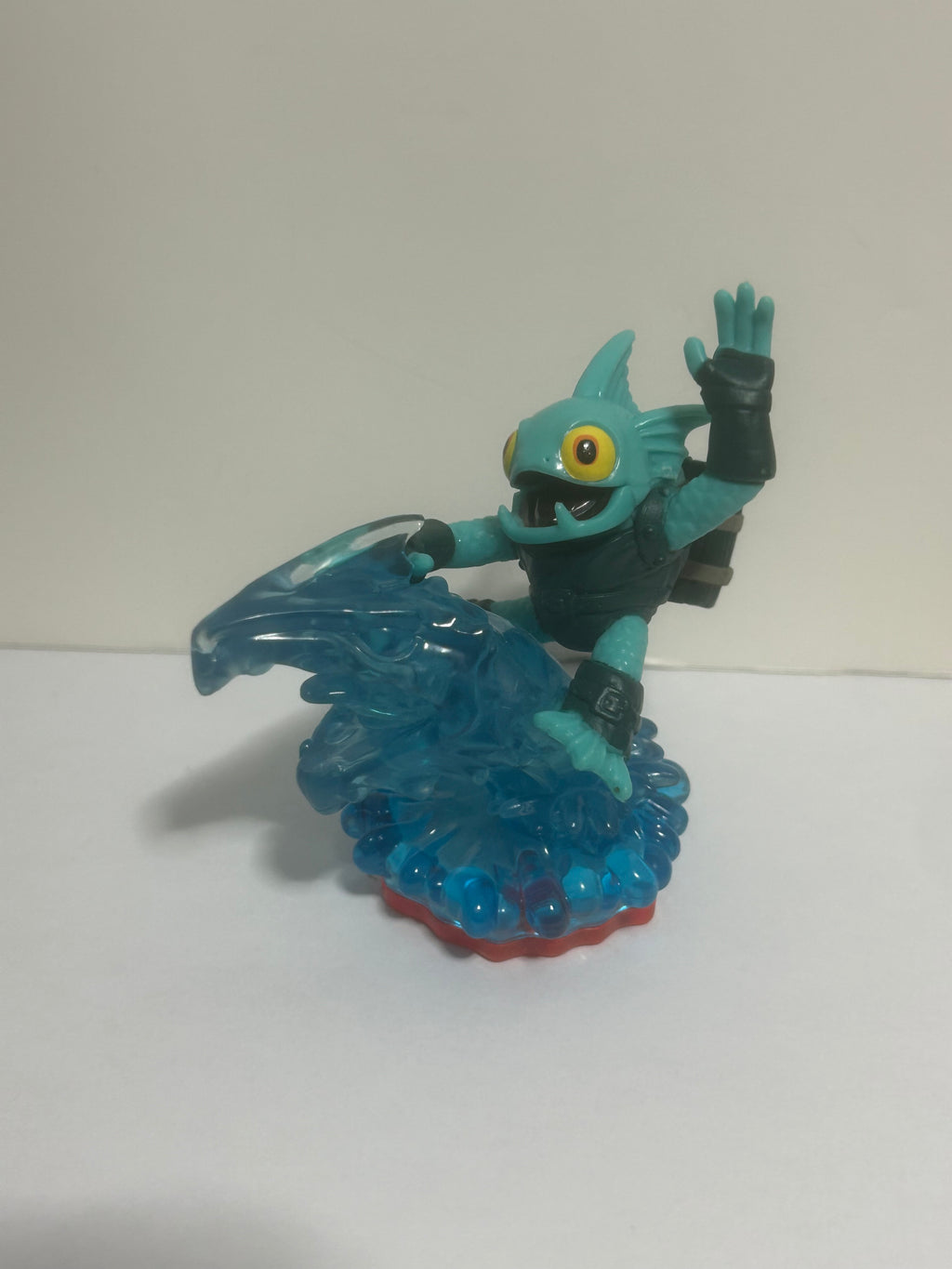 Skylanders Tidal Wave Gill Grunt Trap Team Figure