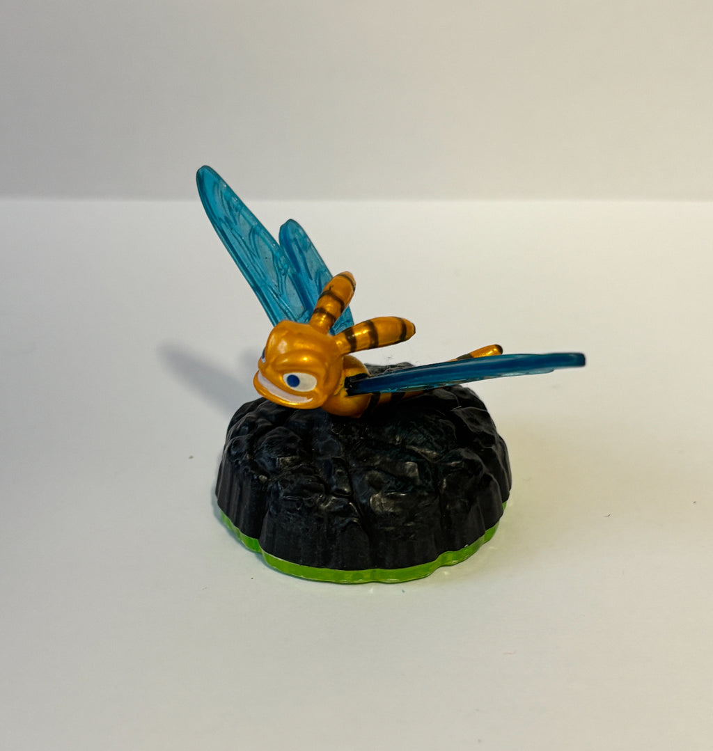 Skylanders Sparx The Dragonfly Spyros Adventure