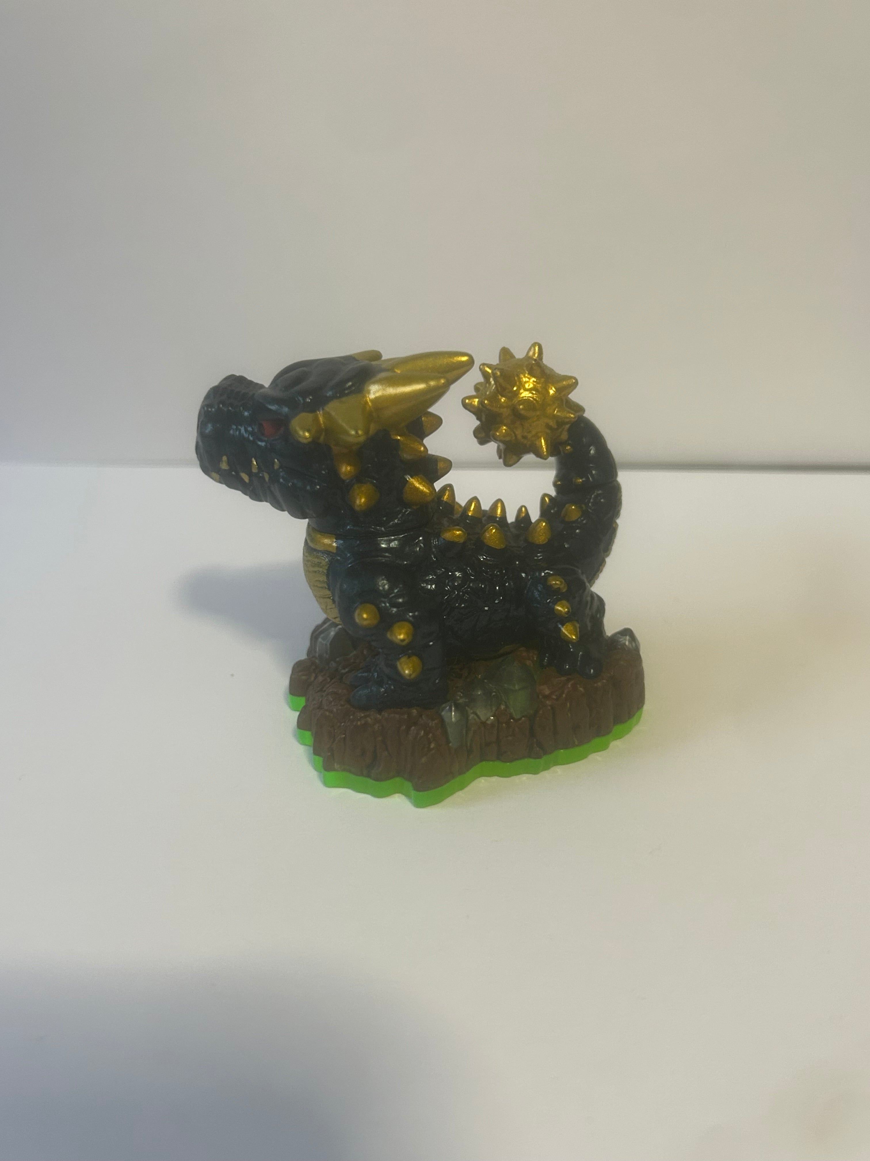 Skylanders Legendary Bash Spyros Adventure