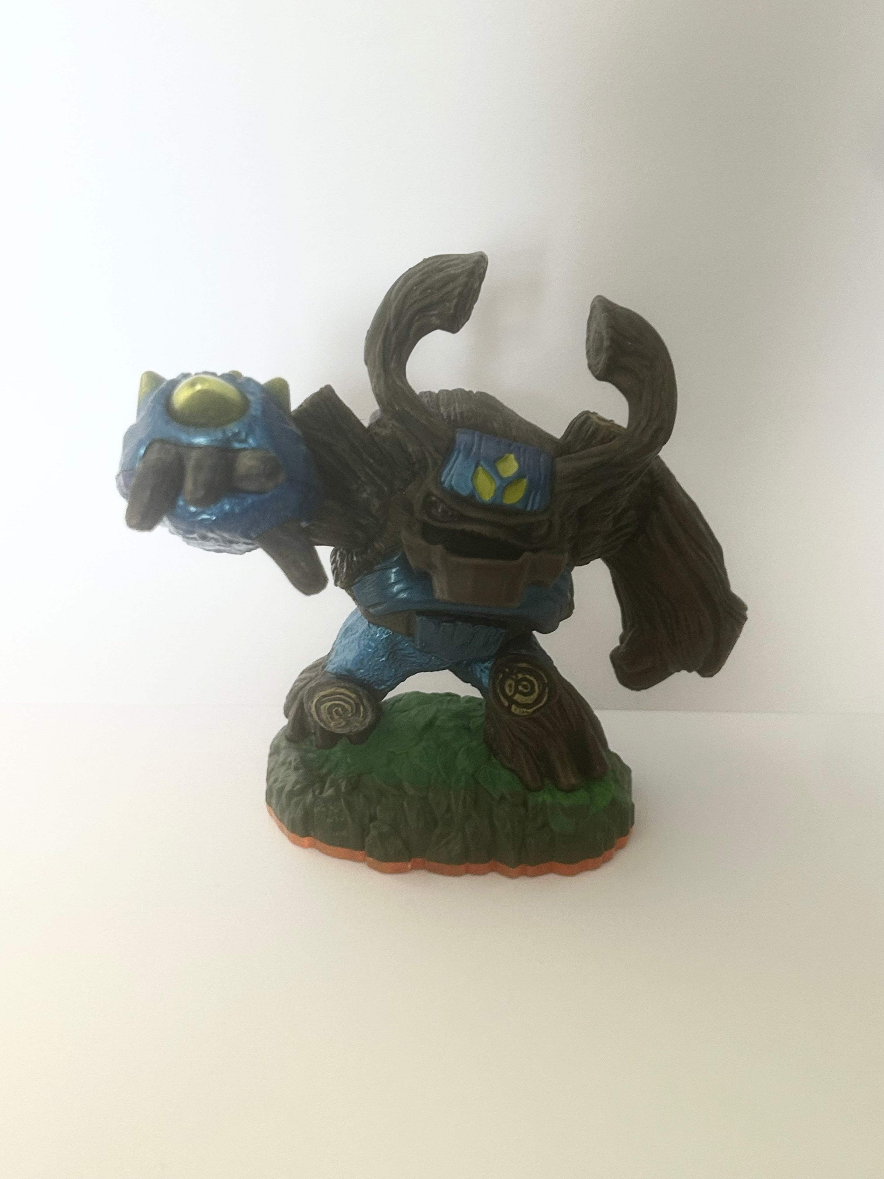 Skylanders Giants Gnarly Tree Rex